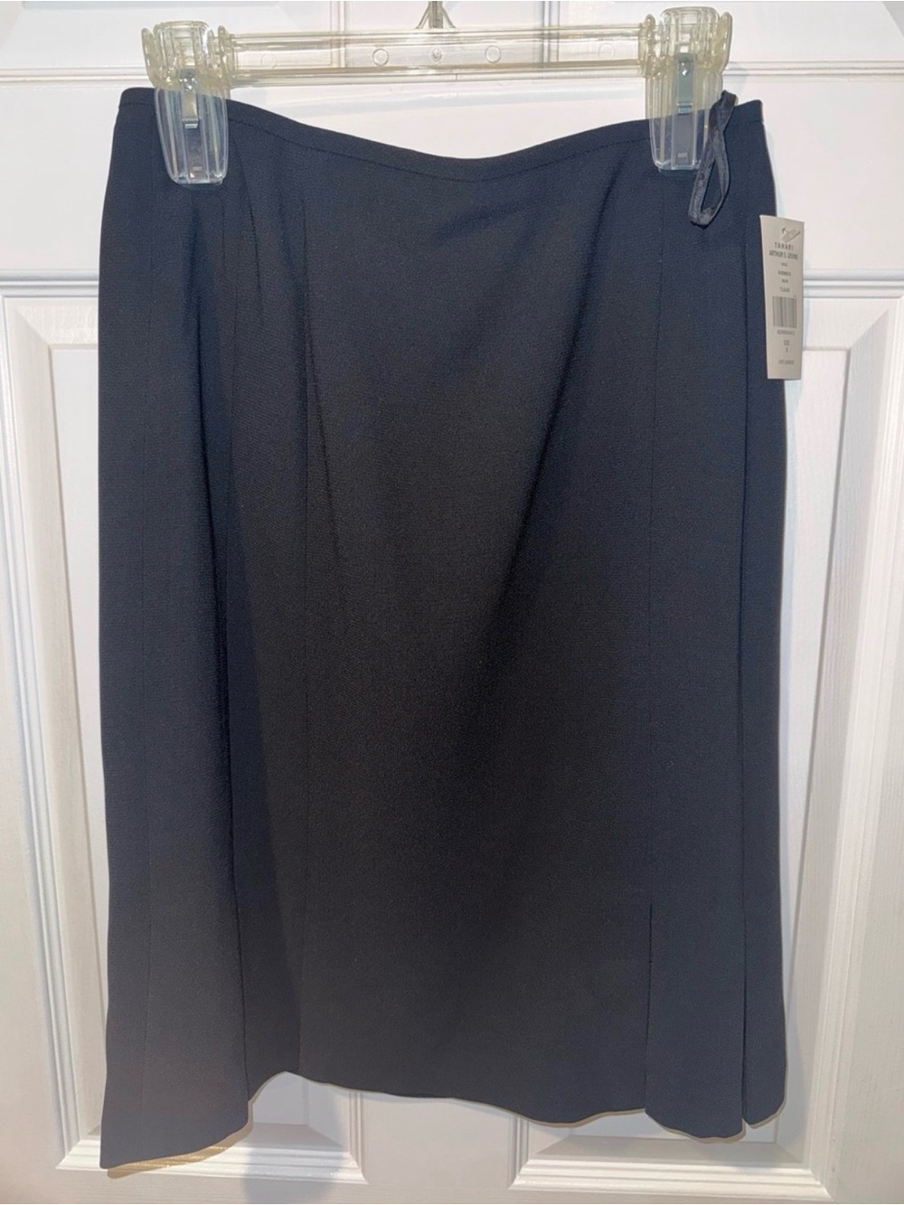 Tahari ASL Black Midi A-Line Skirt